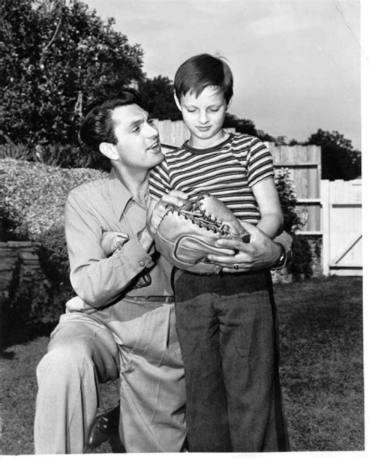 Alan Alda Childhood Alan Alda Childhood