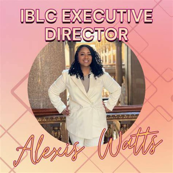 Alexis Watts – StyleCaster