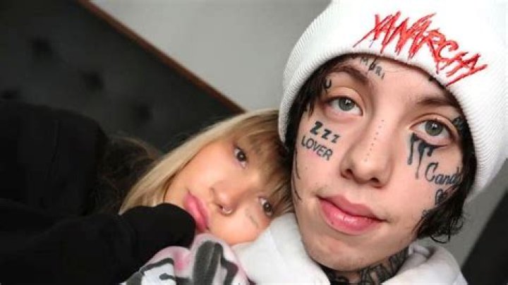 Annie Smith, Lil Xan