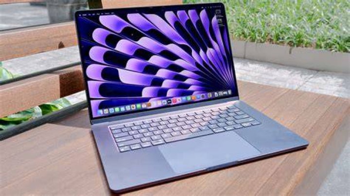 Apple Macbook Air