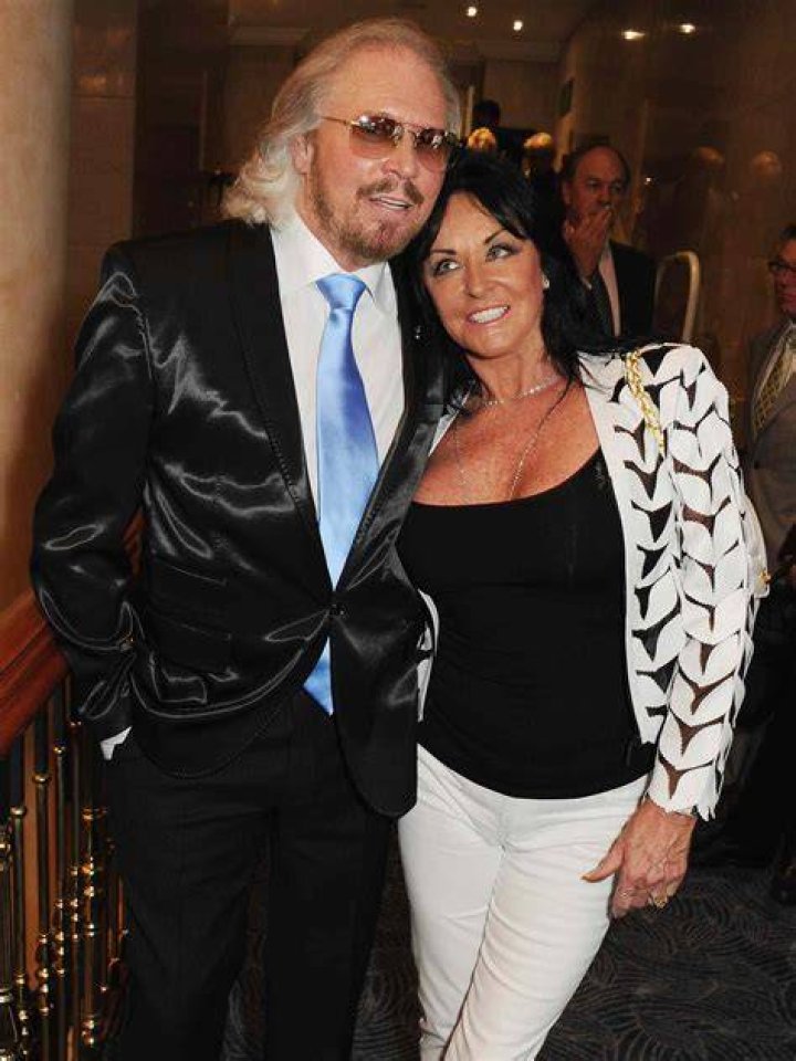 Barry Gibb World Age, Net Worth, Wife, Kids and More Uncovered!