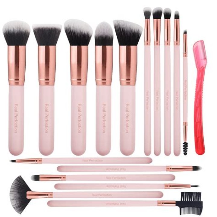 Best Contour Makeup Brushes on Amazon 2021