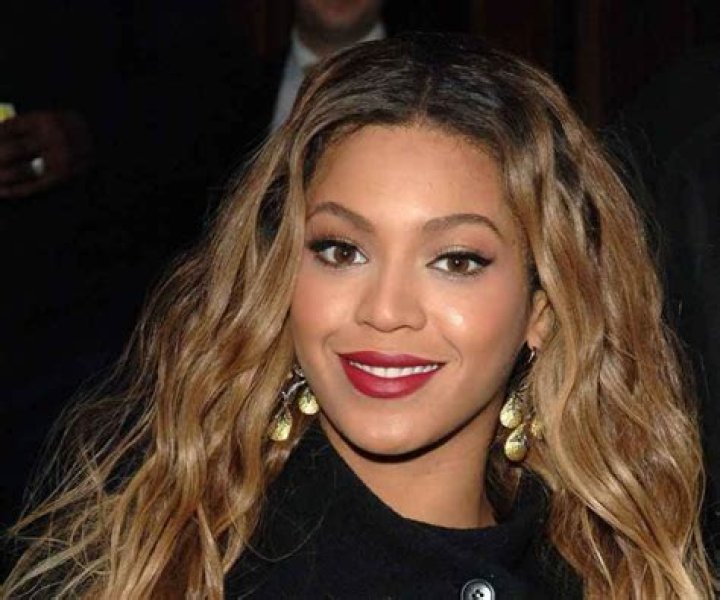 Beyonce Biography DOB, Age, Birth Name, Albums, Songs, Family, Awards etc