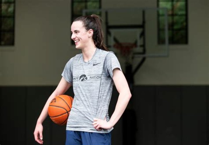 Caitlin Leahy height on Google Caitlin Leahy height on Google