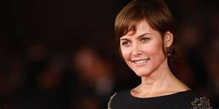 carey lowell height carey lowell height