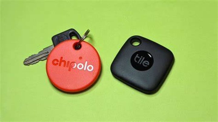 Chipolo Tracker 8 Chipolo Tracker best bluetooth trackers