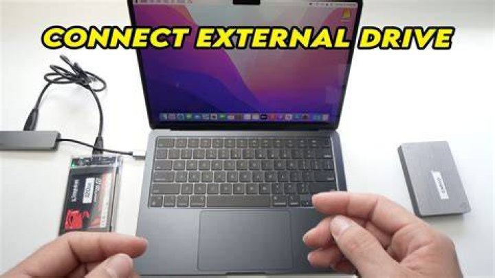connect external drive to computer
