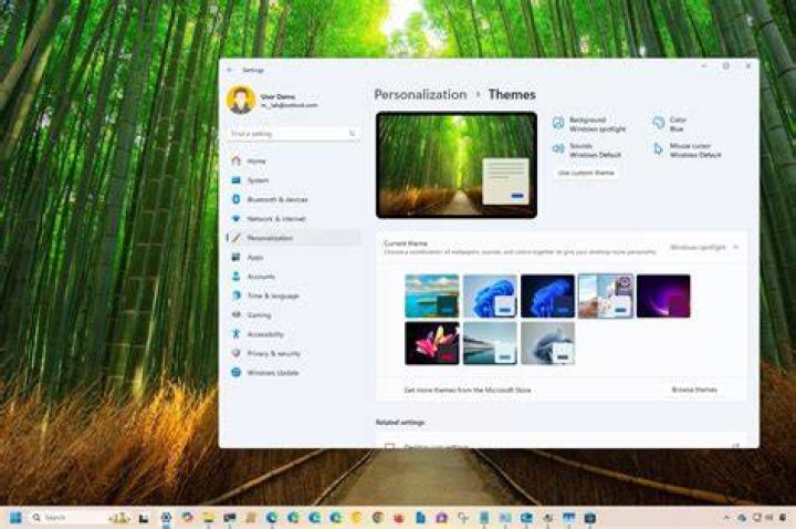 desktop personalize best windows 11 theme