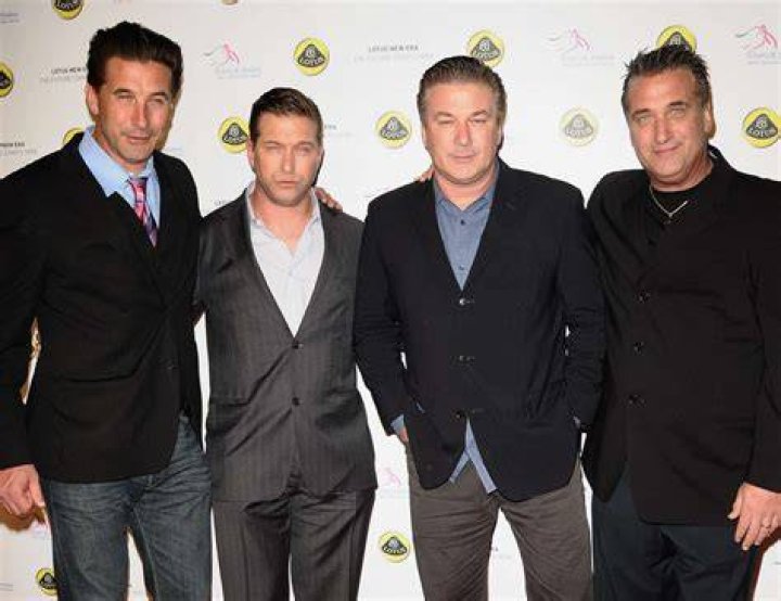 Does Alec Baldwin Get Along With His Brothers?
