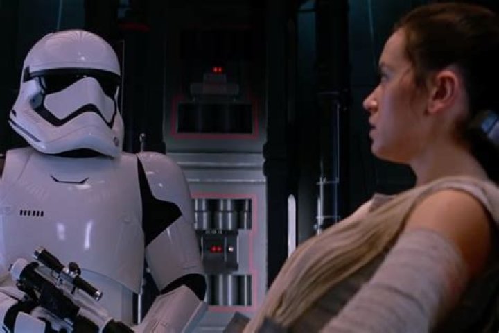 E.T.’s Star Wars Cameo – Sci-Fi Crossovers