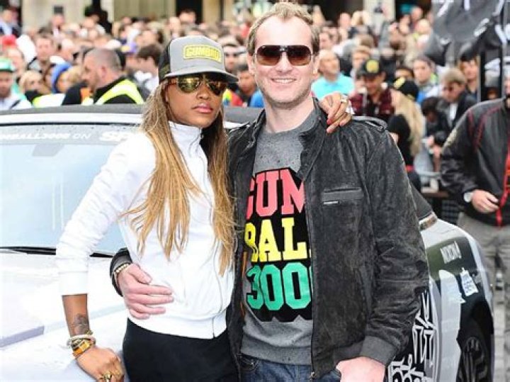 Eve and Maximillion Cooper