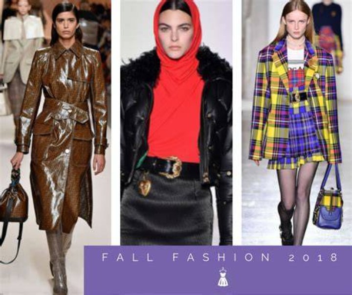 Fall Fashion Trends 2018 | Gold Pleated Skirt + Geometric Louboutin Booties