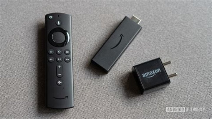 Fire Stick 2020 Edition with accessories front view Fire Stick 2020 Edition with accessories front view