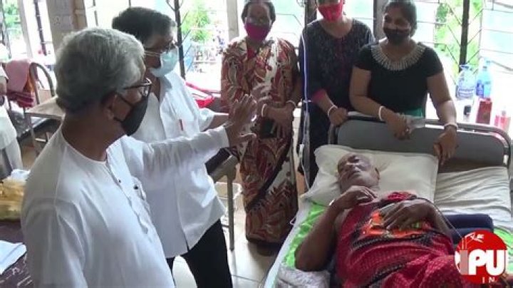Former CM Manik Sarkar visited TMC Hospital, met injured Party leader