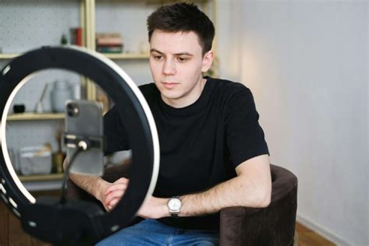 How Much Do Male Cam Models Make