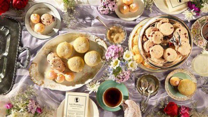 How To Throw a Proper English Tea