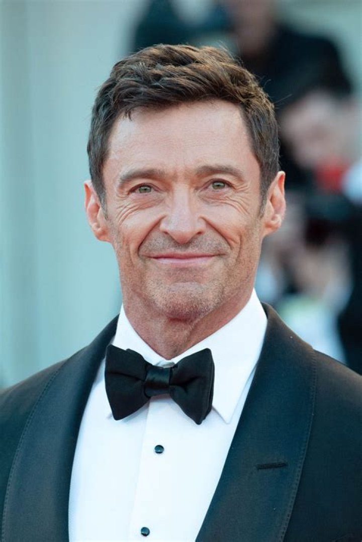Hugh Jackman, "d&eacute;vast&eacute;", a &eacute;t&eacute; vu sans son alliance pour la premi&egrave;re