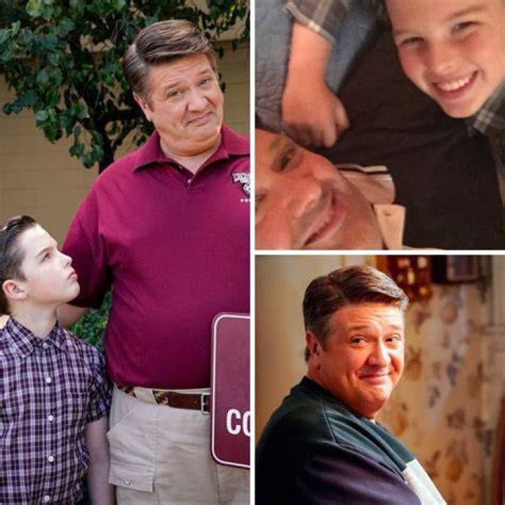 Iain Armitage and Lance Barber in Young Sheldon