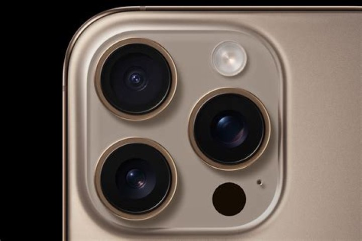 iPhone 11 Pro Max Rear Cameras iPhone 11 Pro Max Rear Cameras