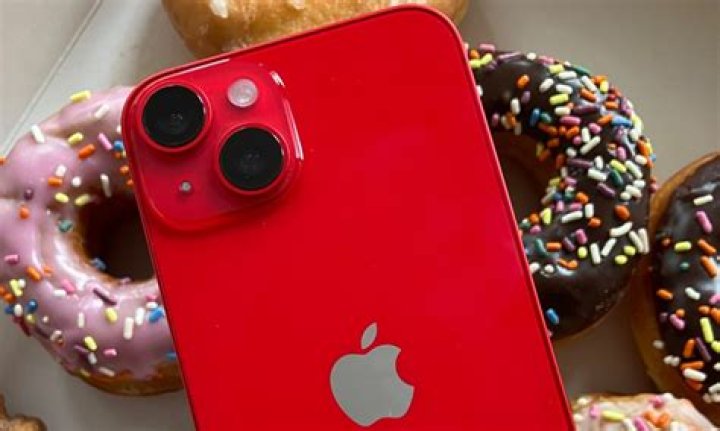 iPhone SE red and cream farm sign