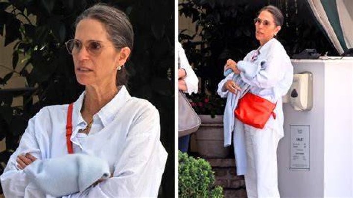 Is Jamie Gertz tremendous?