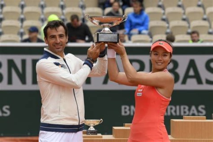 Ivan Dodig and Latisha Chan French Open champions