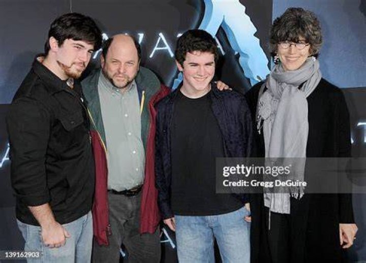Jason Alexander, sons Gabriel and Noah, and wife Daena arrive at the