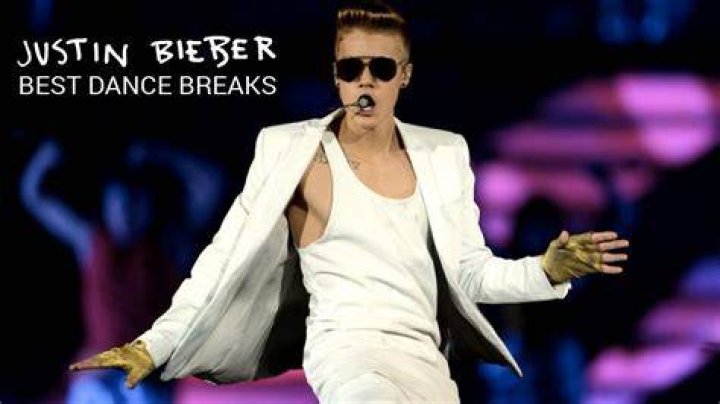 Justin Bieber dancing