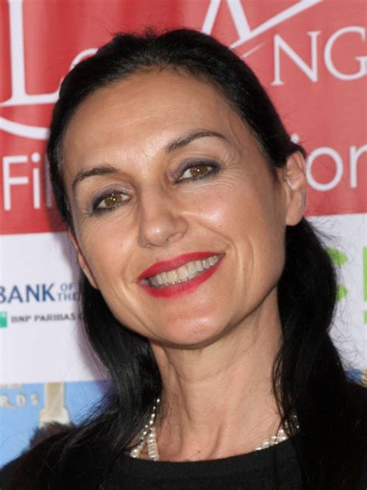 Lisa Zane