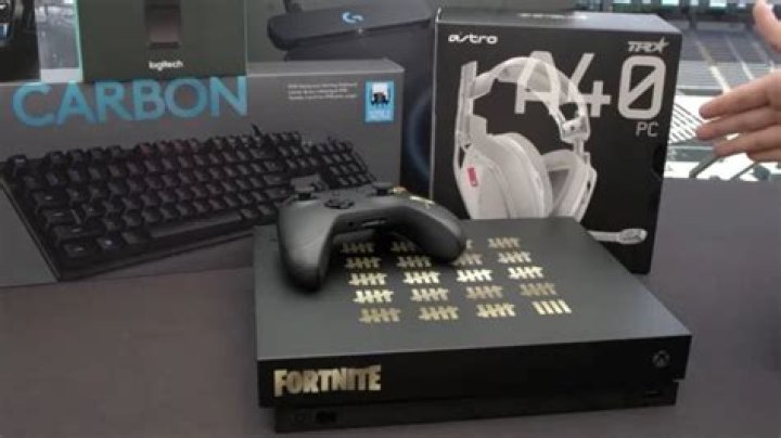 Microsoft Xbox One X Fortnite True 4K Epic Bundle
