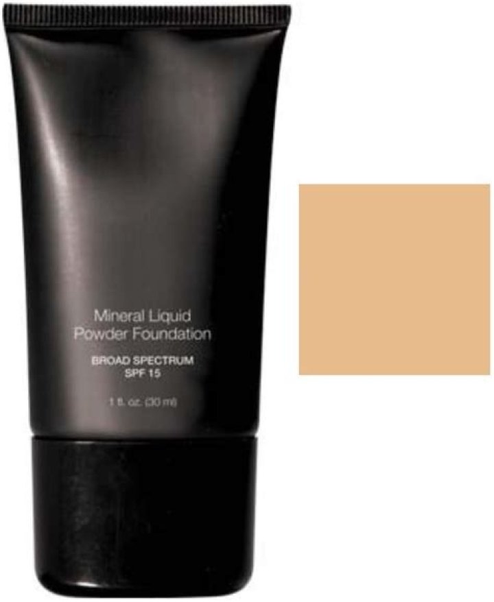 Mineral Liquid Powder Foundation