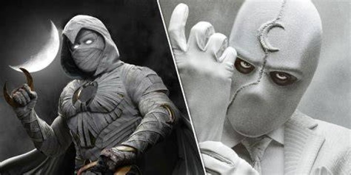 Moonknight Moonknight stands in a circus ring