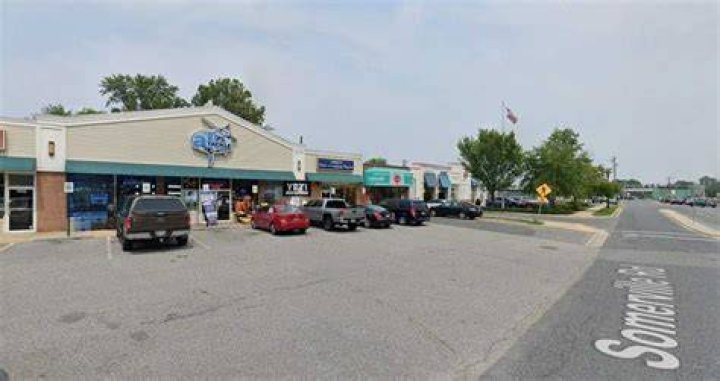 Multiple Victims Shot Near Annapolis Shopping Center (Developing)