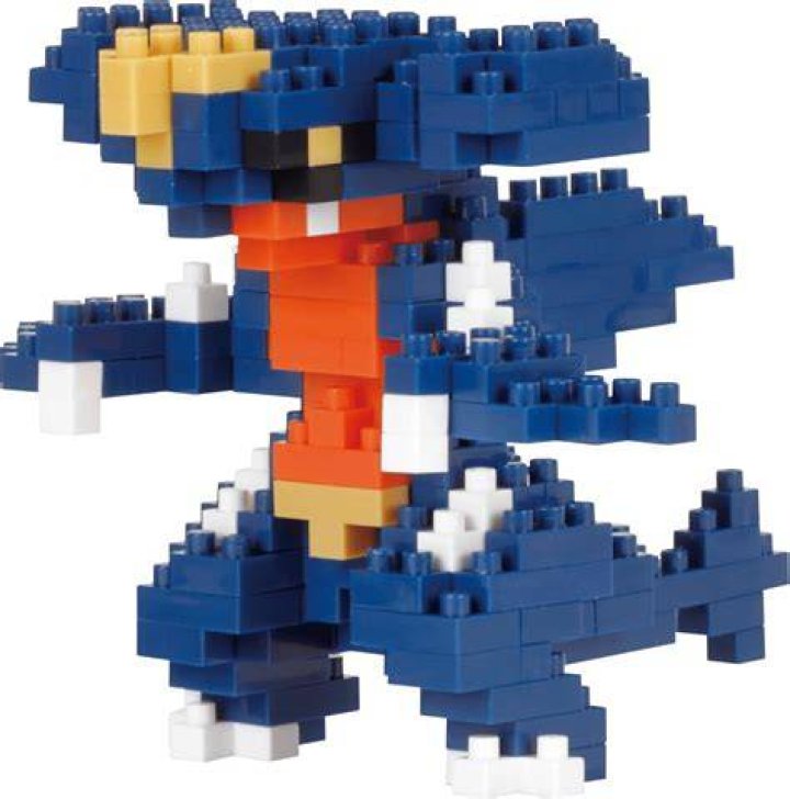 Nanoblock Garchomp Shining.png