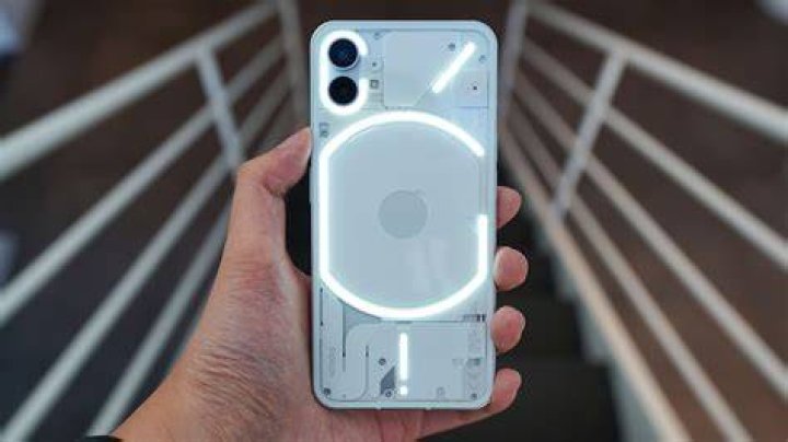 Nothing Phone 1 glowing live image Nothing Phone 1 glowing live image