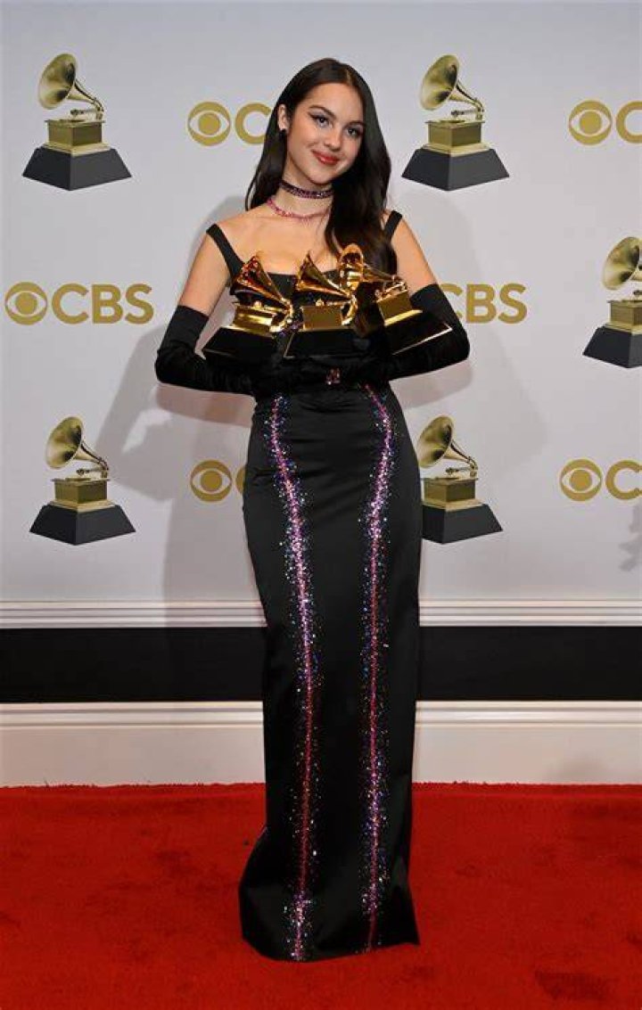 olivia rodrigo awards olivia rodrigo awards