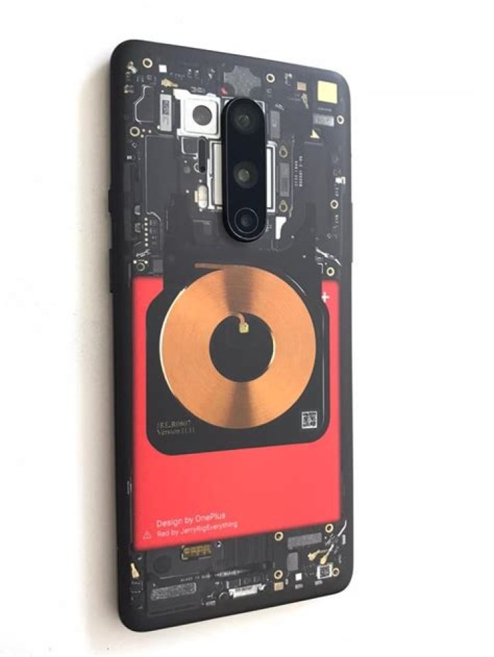 OnePlus 8 Pro Dbrand Skin