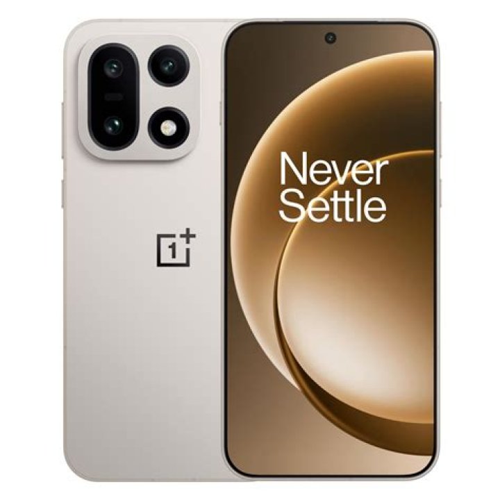 OnePlus 8T angled front hero shot focusing on the top of the display OnePlus 8T angled front hero shot focusing on the top of the display