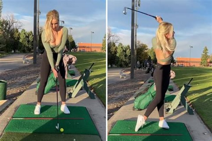 Paige Spiranac playing golf Paige Spiranac playing golf
