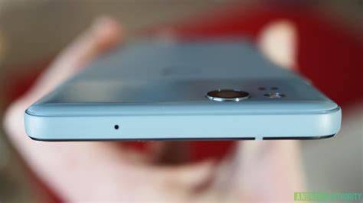 Google Pixel 2 back blue Pixel 2 problems -Pixel 2 not working