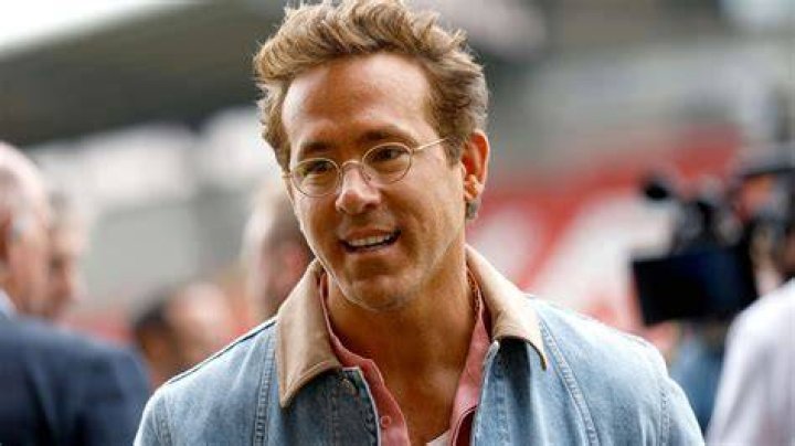 Ryan Reynolds reveals that his family is obsessed with Taylor Swift's latest album
