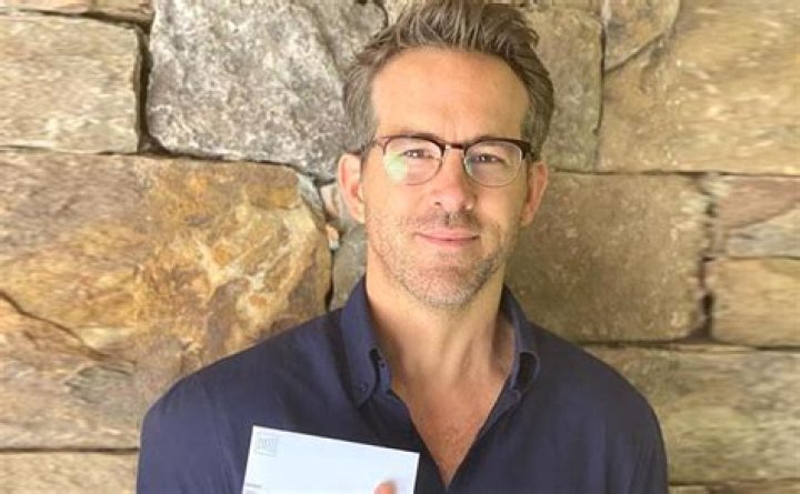 Ryan Reynolds Votes For The First Time In U.S Election Narcity