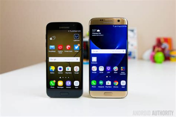 Samsung Galaxy S7 Edge vs Nexus 6P storage microSD card Samsung Galaxy S7 Edge vs Nexus 6P storage microSD card