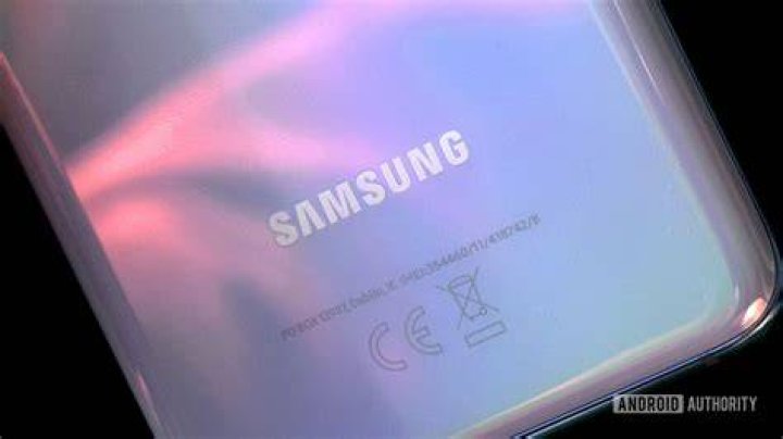 Samsung logo Galaxy S20 2 Samsung logo Galaxy S20 2