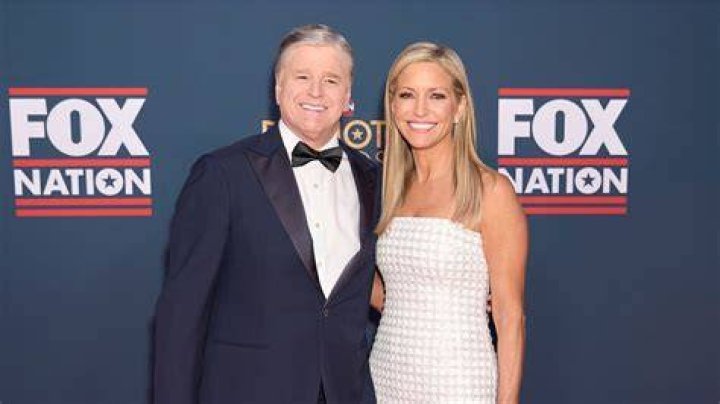 Sean Hannity is dating 'Fox & Friends' cohost Ainsley Earhardt