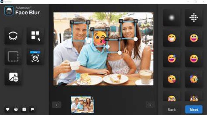 select the blur behavior select the blur behavior