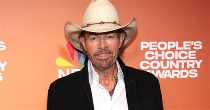 Singer Shares Update on Stomach Cancer