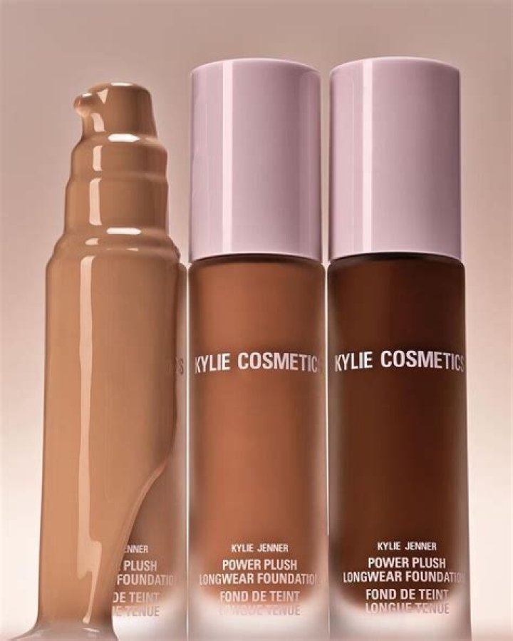 STYLECASTER | Hydrating Foundations