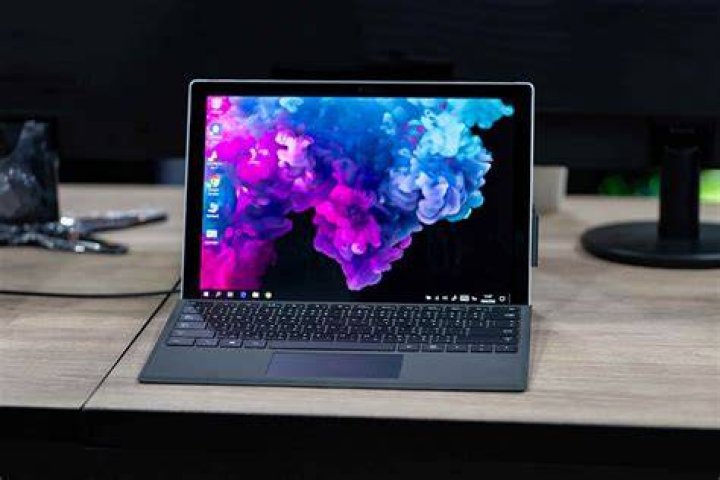 Surface Pro 4 screen dimming problem