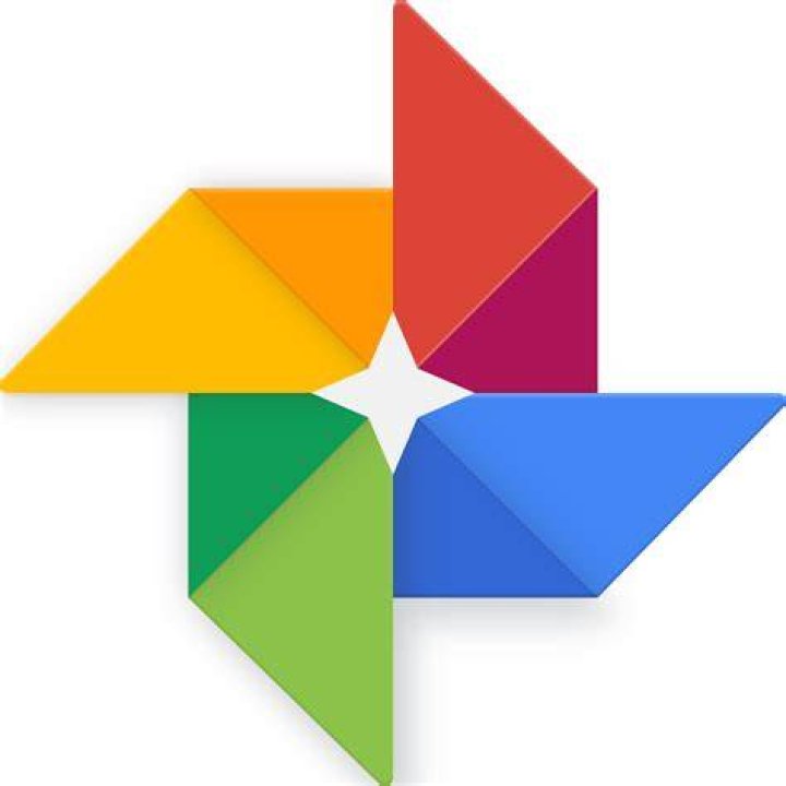 Google Photos app icon Google Pixel 2 XL AA The Google Photos app icon.